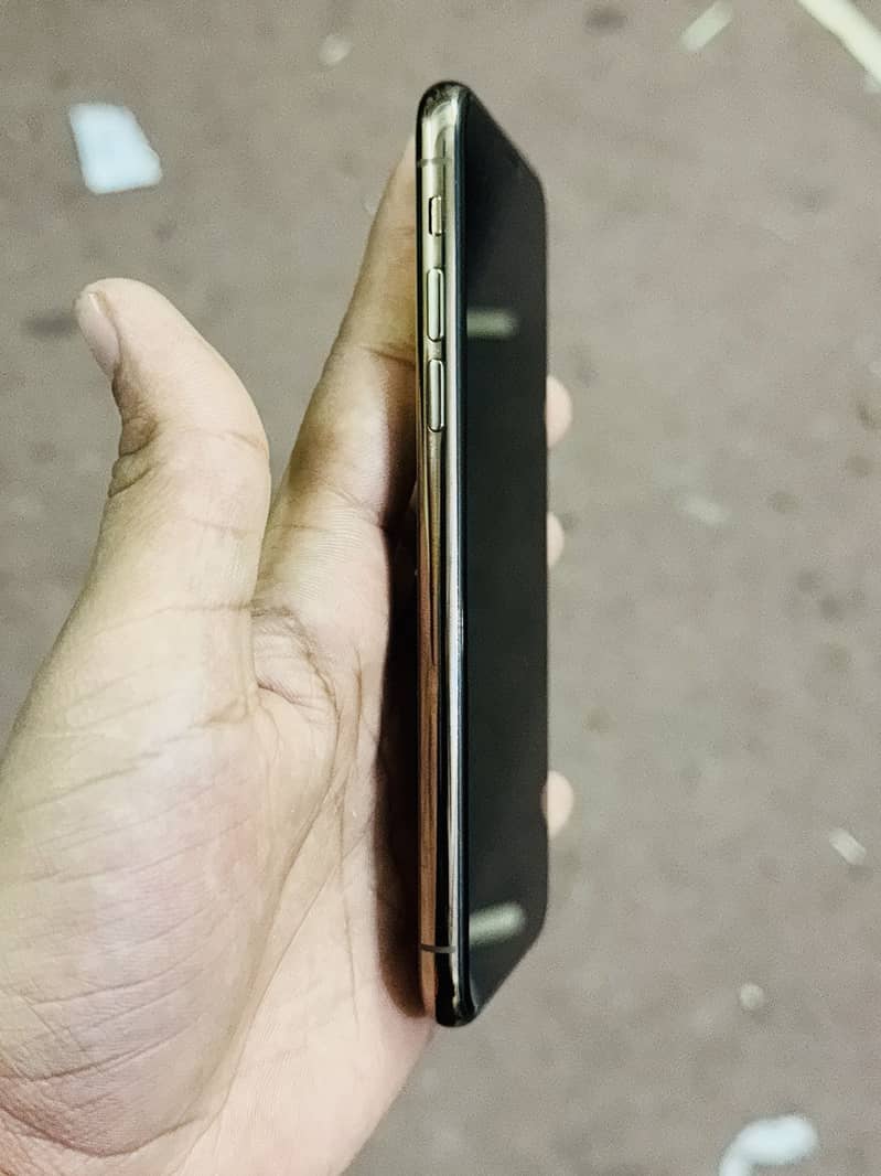 Iphone xs 64gb 0