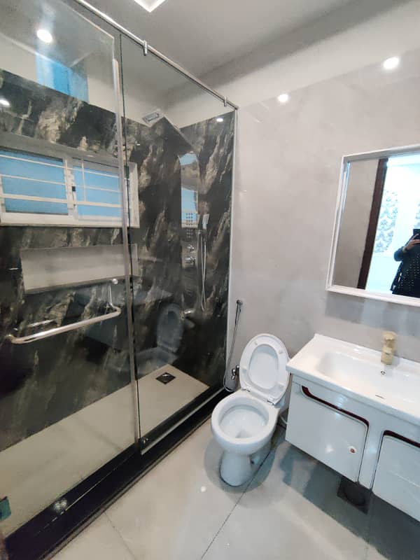 5 MARLA BRAND NEW HOUSE FOR SALE IN EDEN BOULEVARD COLLEGE ROAD LAHORE. 6
