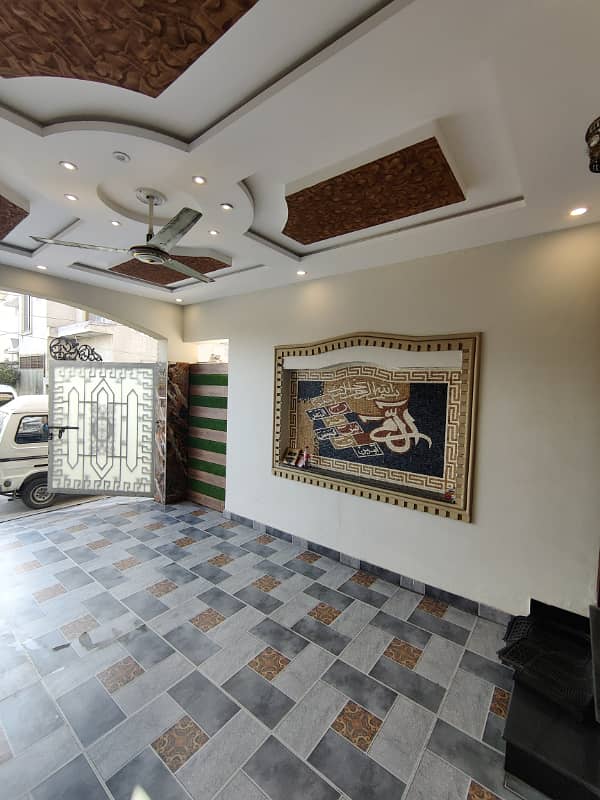 5 MARLA BRAND NEW HOUSE FOR SALE IN EDEN BOULEVARD COLLEGE ROAD LAHORE. 7