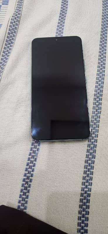Samsung S22 Limited Edition Color 1