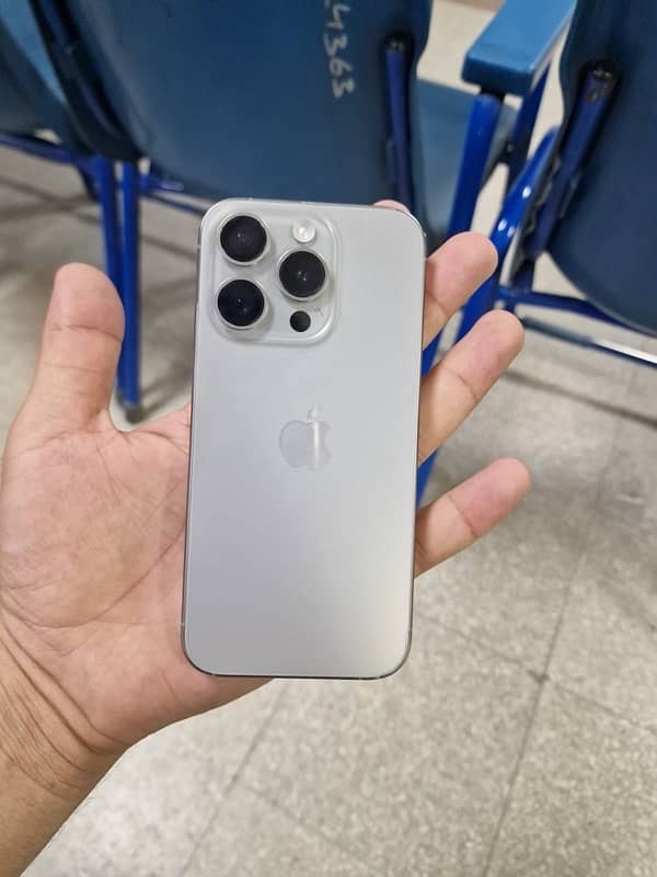 iphone 15 pro jv 1