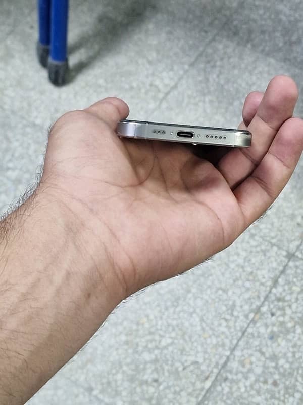 iphone 15 pro jv 6