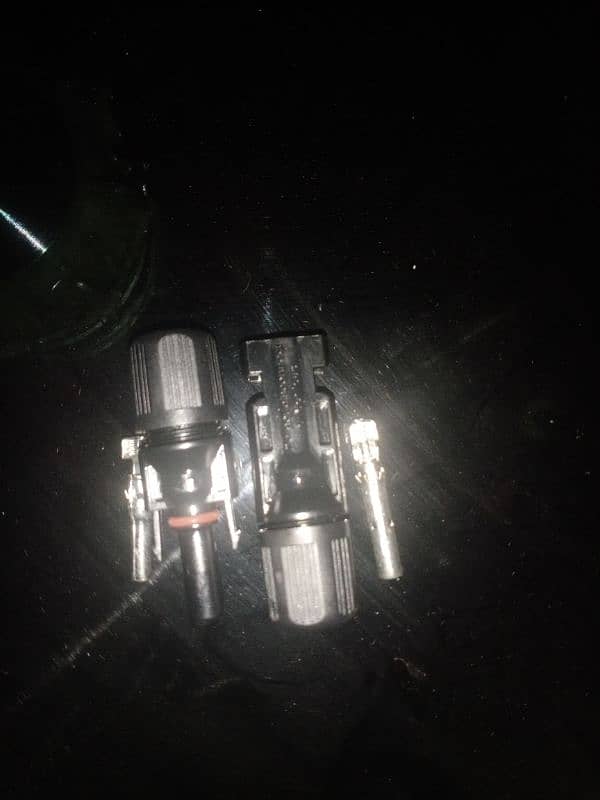 MC 4 connector 1