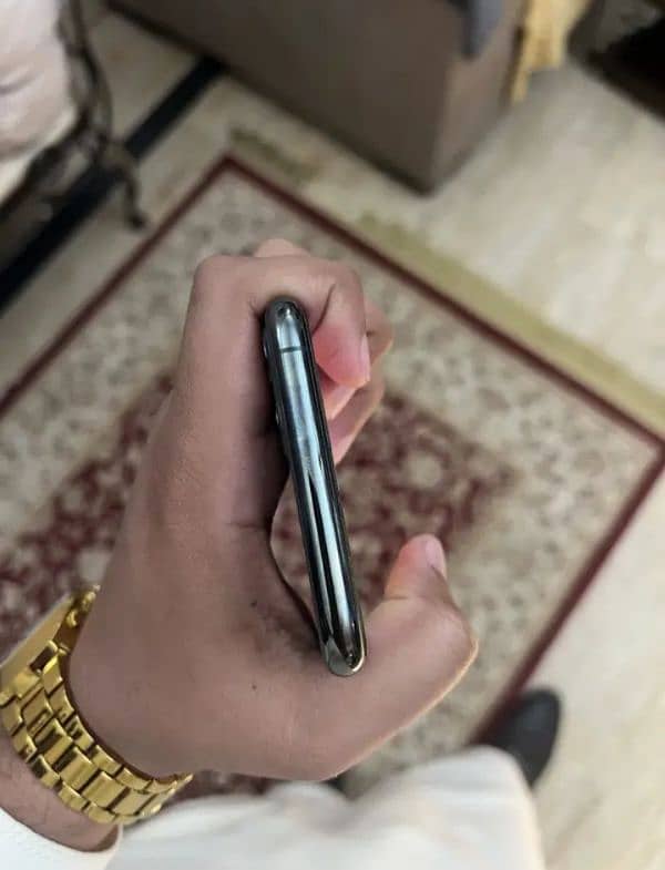 Iphone 11 pro max factory 10/10 5