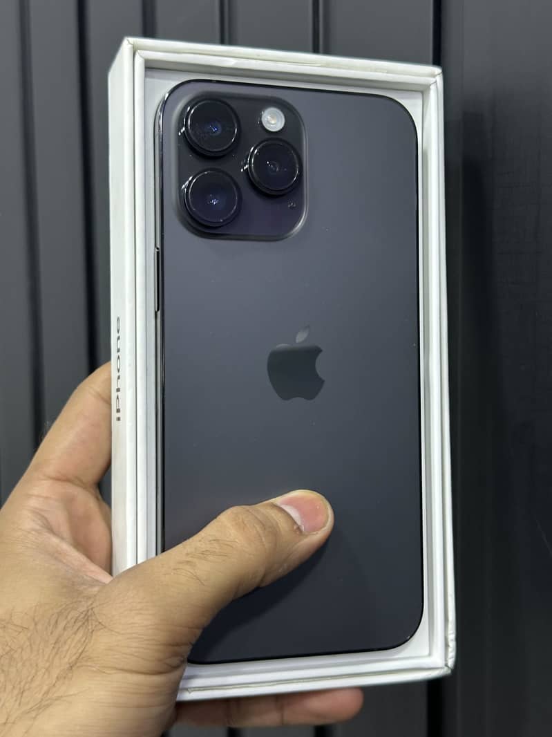 Iphone 14 pro max LLA non pta jv with box 0
