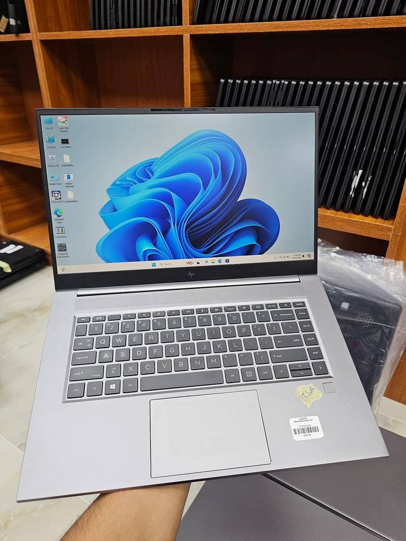 -Hp ZBOOK STUDIO (G7) CORE I7 10th GENERATION (32/512/4gb GPU T1000) 4