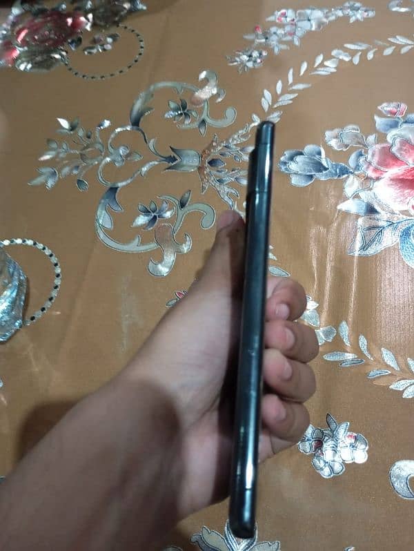 Google pixel 7pro 4