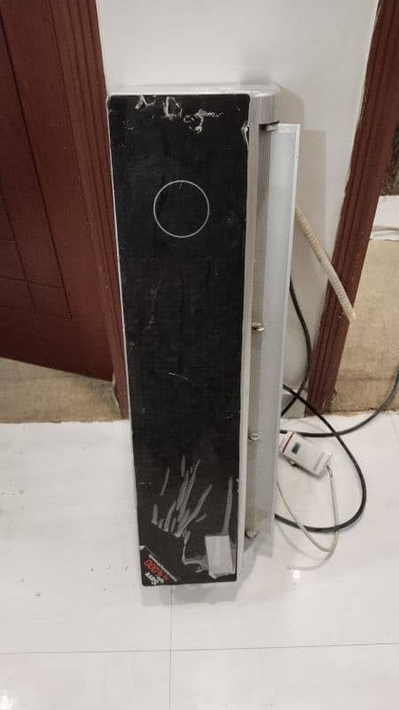 Dawlance low voltage 1.5 ton split a. c 2