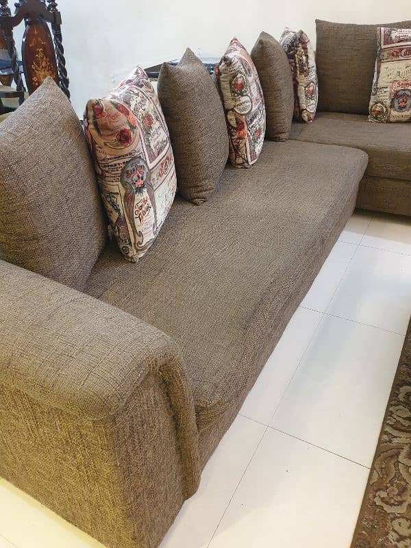 L shape 7 seater velvet cushions jute fabric + solid wood centre table 5