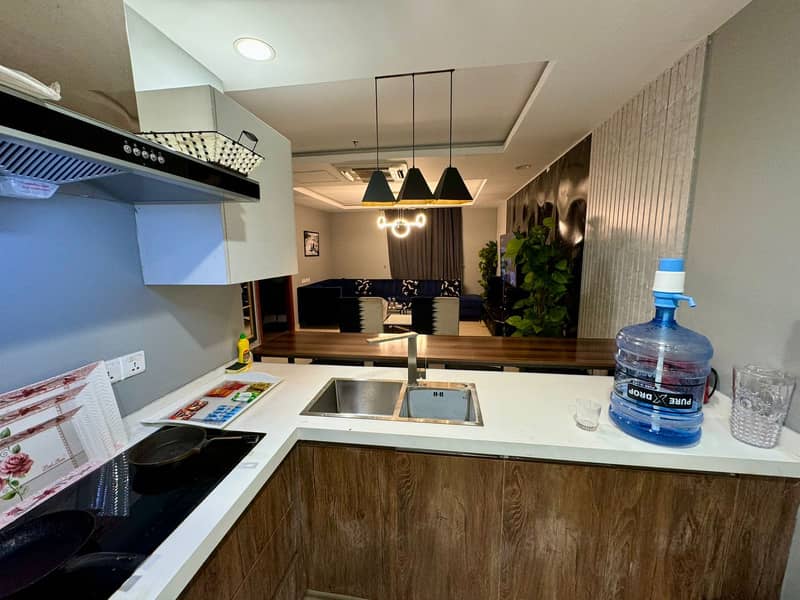 Luxury 2 Bed Flat Gold Crest Mall • 8