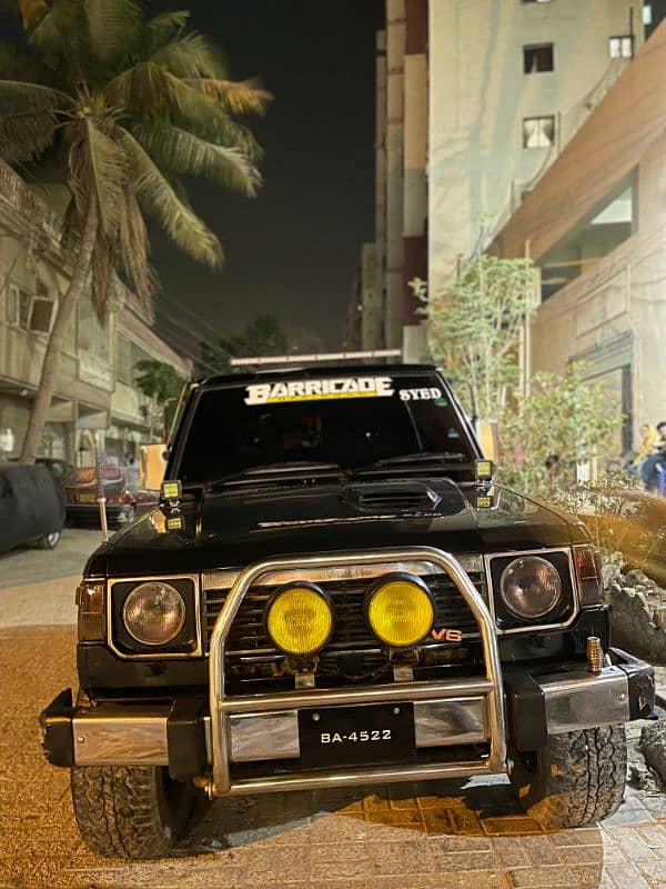 Mitsubishi Pajero 1986 0