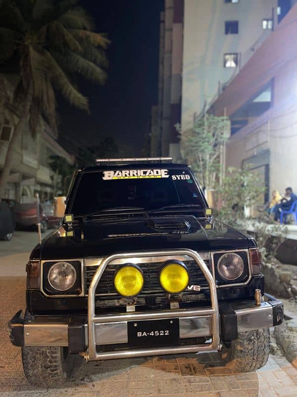 Mitsubishi Pajero 1986 1