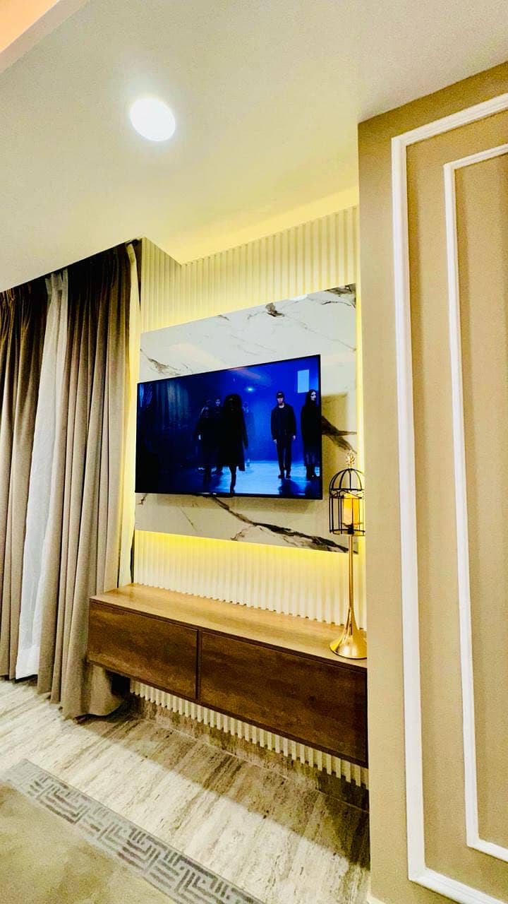 Luxurious 1 Bed Apartment Gold Crest Mall . 7