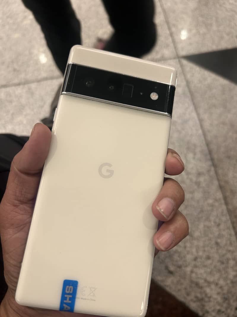 Pixel 6 pro 128GB GOld 1