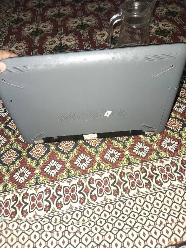 hp laptop core i3 /7th generation  8GB Ram whatsapp 03364782919 7