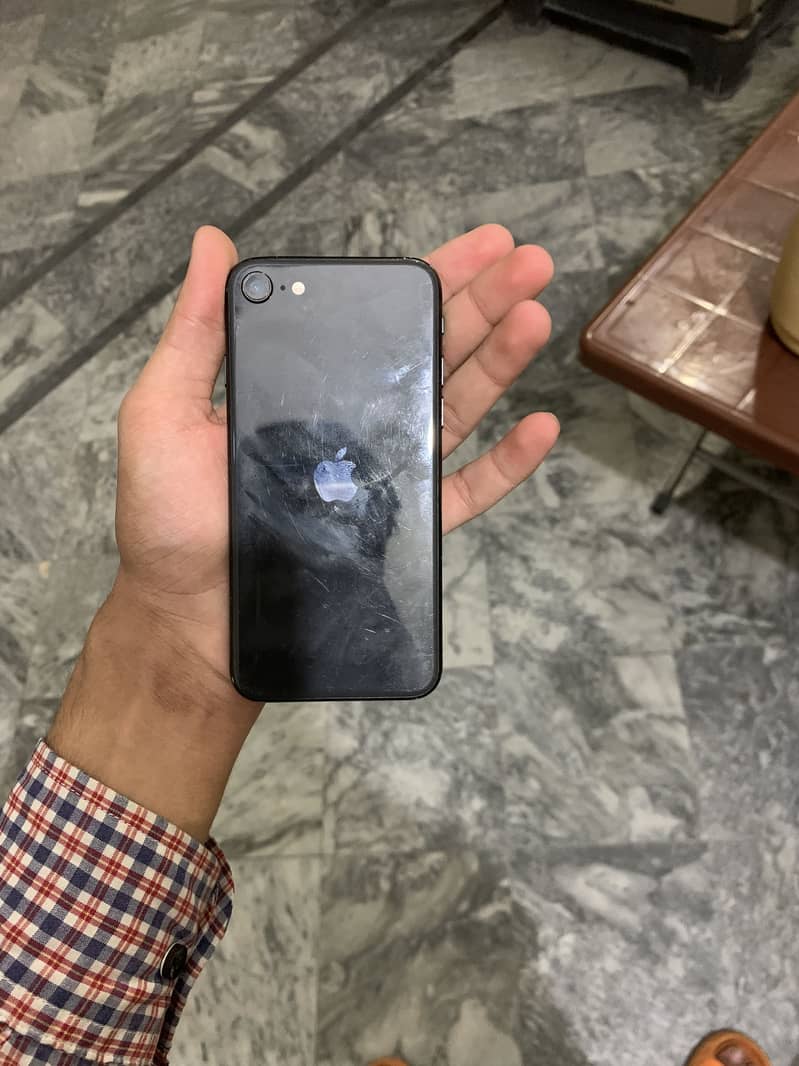 IPhone SE 2nd generation Factory unlock 2