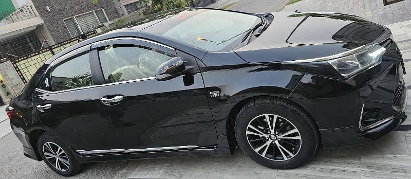 Toyota Corolla GLI 2019 Automatic bank leassing 10