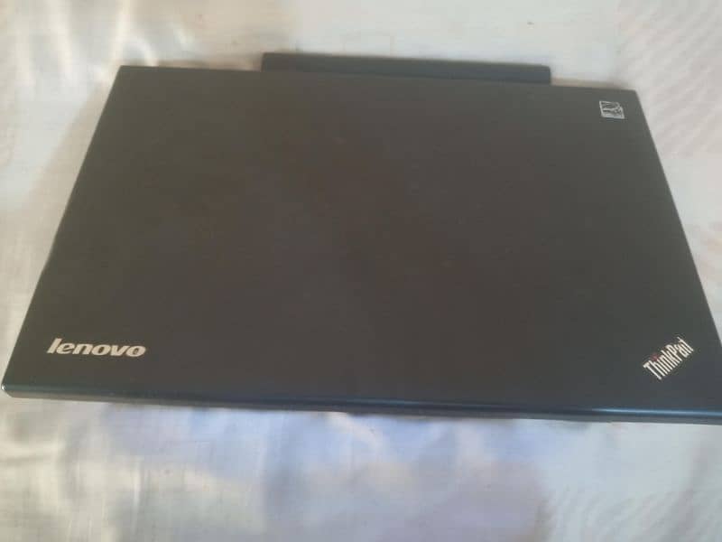 Lenovo Thinkpad HG-12-06N,L520, 9.5/10,good working best for home use. 3
