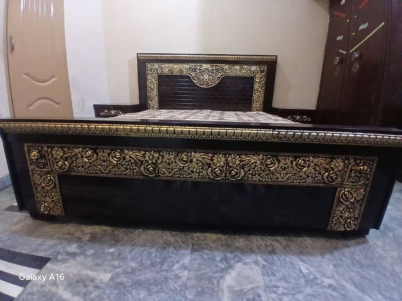 Wood bed and site table and also dressing 1