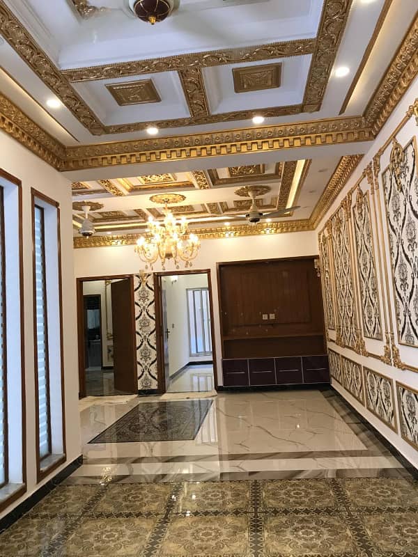10 Marla Ground Floor For Rent 9
