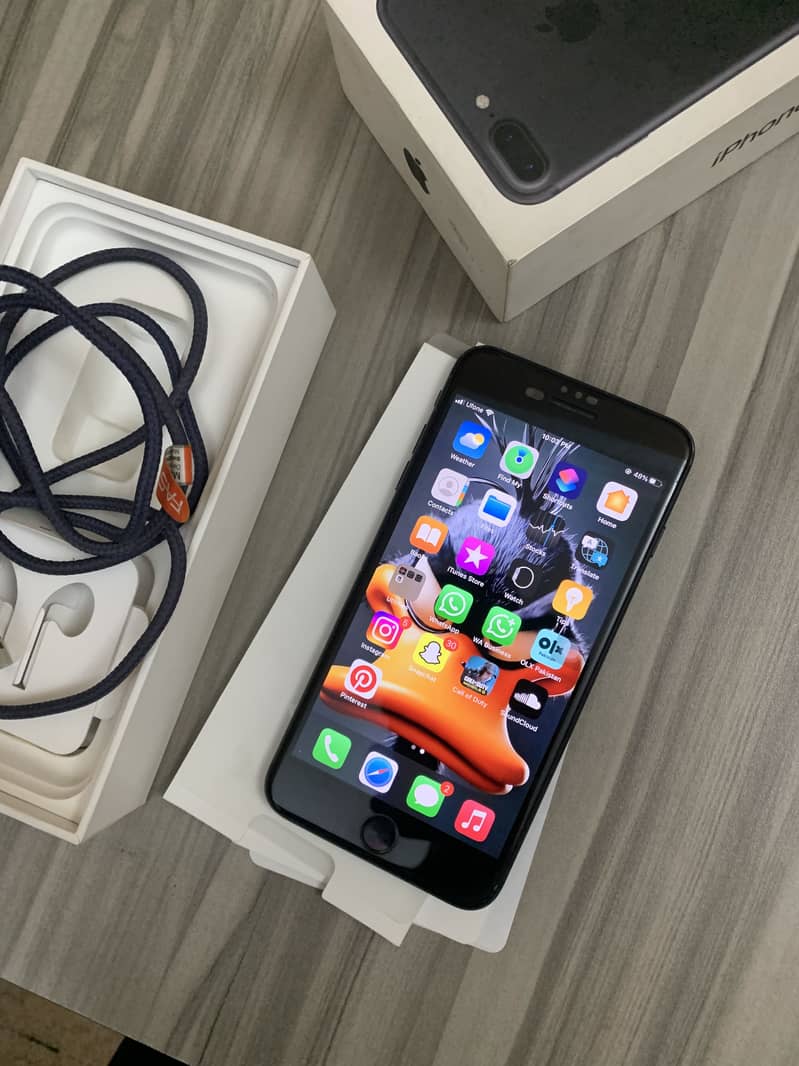 Iphone 7 Plus 128 GB PTA approved finger print not working 2