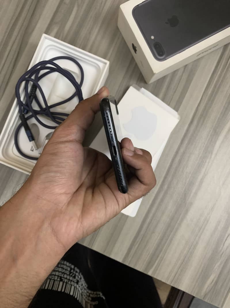 Iphone 7 Plus 128 GB PTA approved finger print not working 7