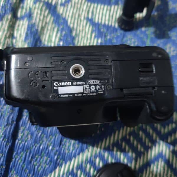 canon 600dslr lush condition 2