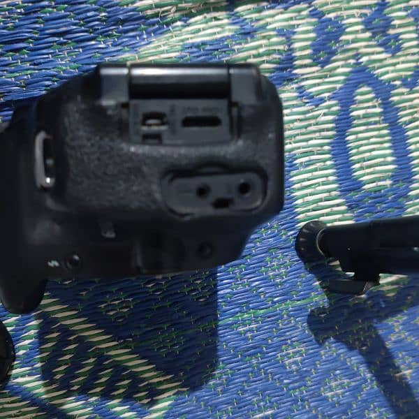 canon 600dslr lush condition 9