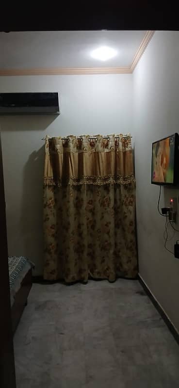 5 Marla Full House Available For Rent 28