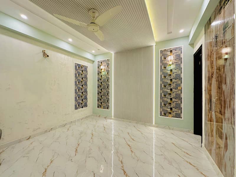Newly Build Luxury Flats Is Available For Rent 0