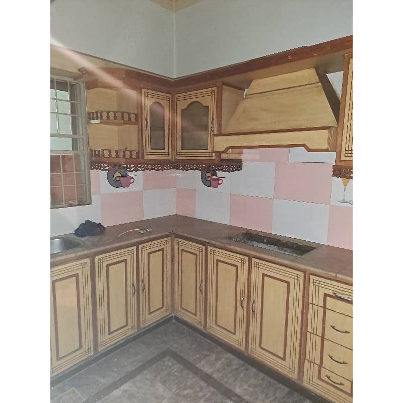 3 Marla Lower Portion For Rent 3