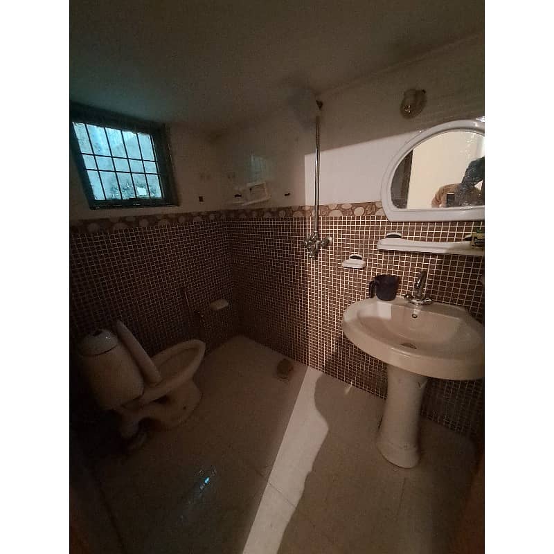 3 Marla Lower Portion For Rent 4