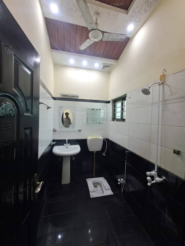 10 Marla Upper Portion Is Up For Rent 1