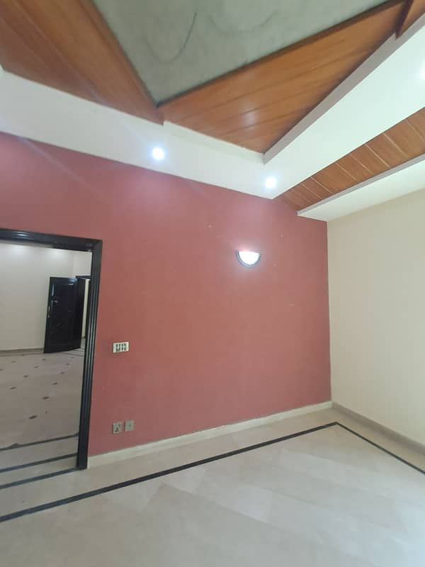 10 Marla Upper Portion Is Up For Rent 4