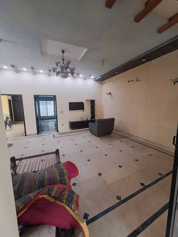 10 Marla Upper Portion Is Up For Rent 31