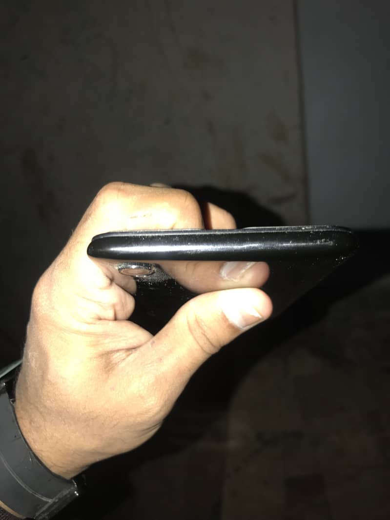 ViVo Y1s 2gb 32gb all pta aproved 2