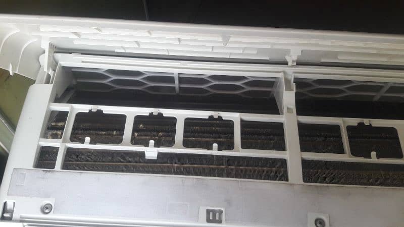 gree invertar 1 ton 3
