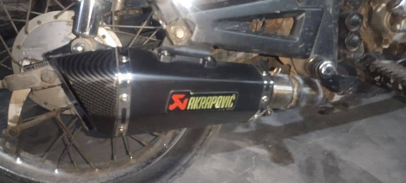 AKRAPOVIC EXHUST WITH DB KILLER whattsapp no 03467442803 1