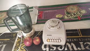 Juicer Machine Good Condition fanil fanil 2500call no 03118847245