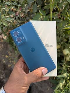 Motorola edge 50 fusion pta 256gb box charger avlabelal