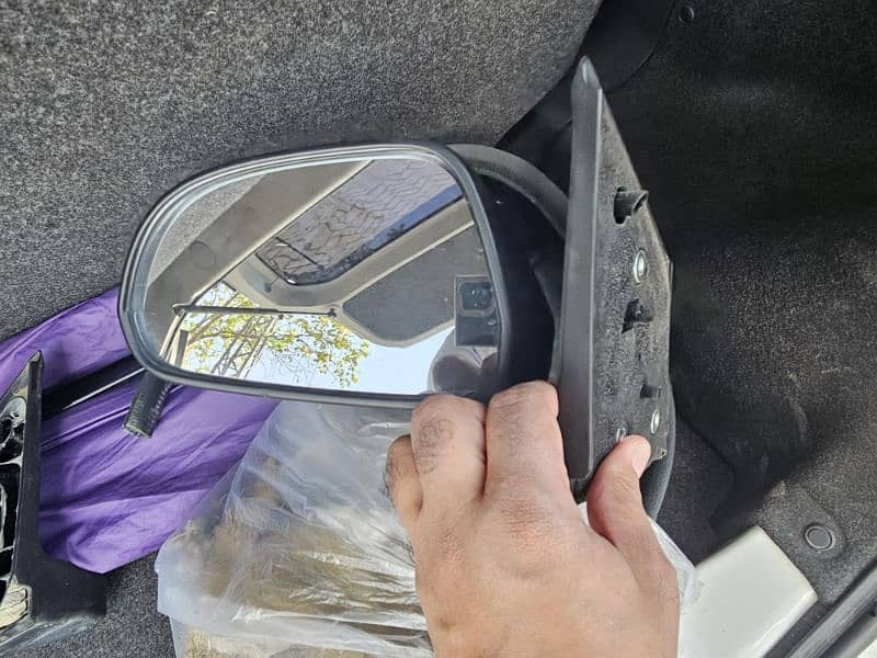 Mira 2021 Headlight. . naka damage only and side mirrors 5