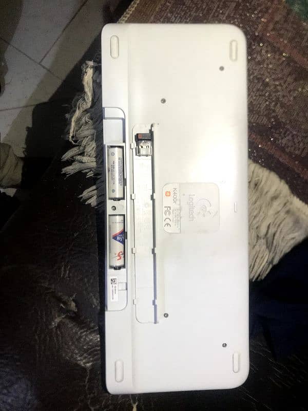 Bluetooth keyboard a week used only 2
