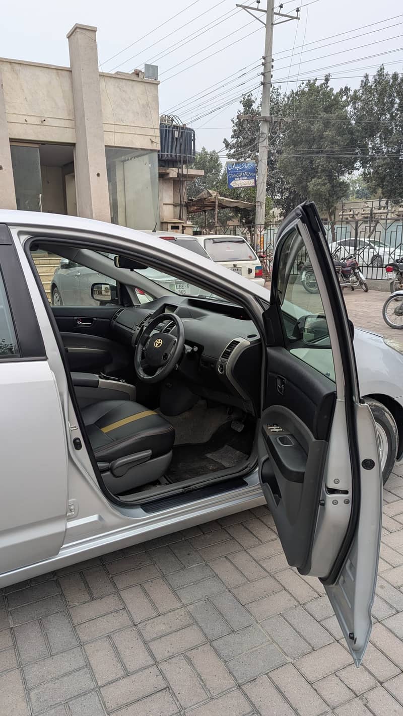 Toyota Prius 2011/2014 7