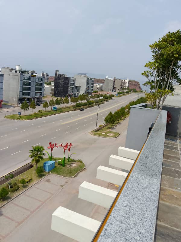 Fully Furnished Luxury apartment for Rent per day short term Bahria enclave Islamabad 3
