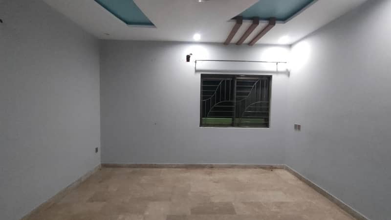 12 Marla 2nd Floor, Tile Flooring, Portion Available For Rent 9