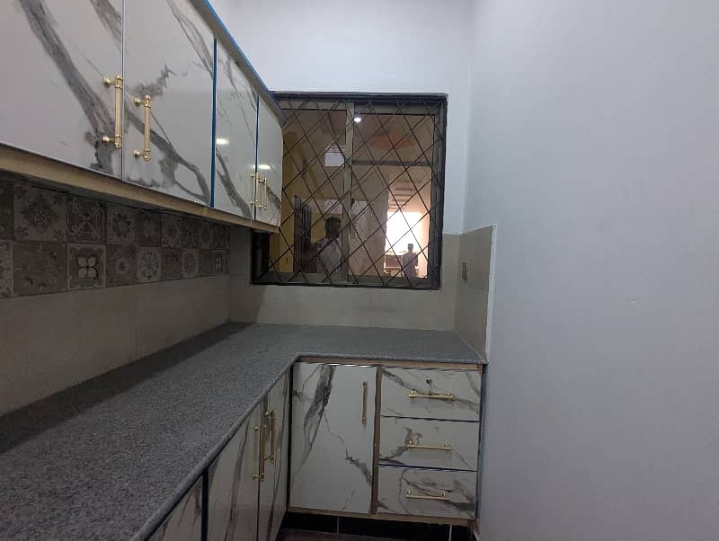 2-Bedroom Semi Commercial Apartment Available For Rent. 5