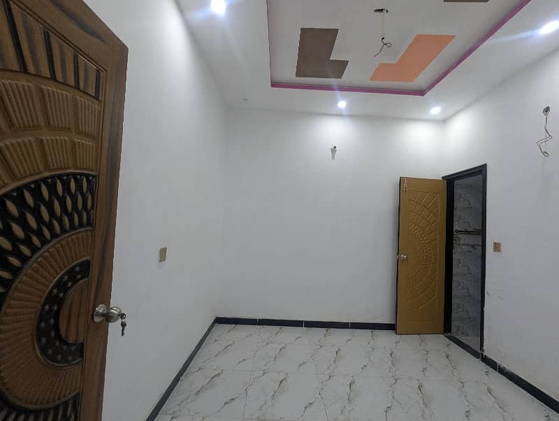 2-Bedroom Semi Commercial Apartment Available For Rent. 11