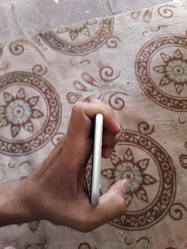 2 I PHONE 6 PLUS ( READ ADD) EXCHANGE POSSIBLE 0