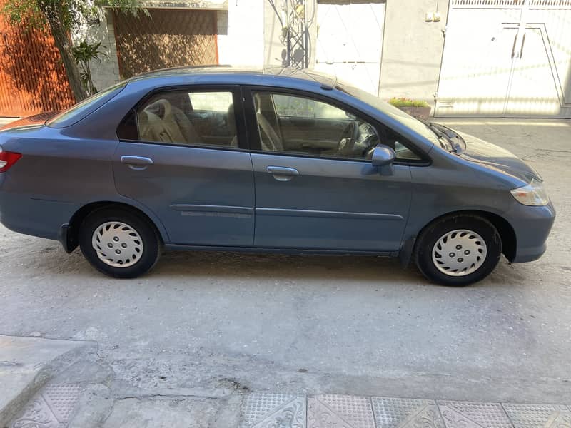 Neat and clean genuine city for sale 5