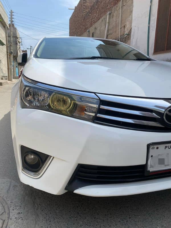 Toyota Altis Grande 2015 0
